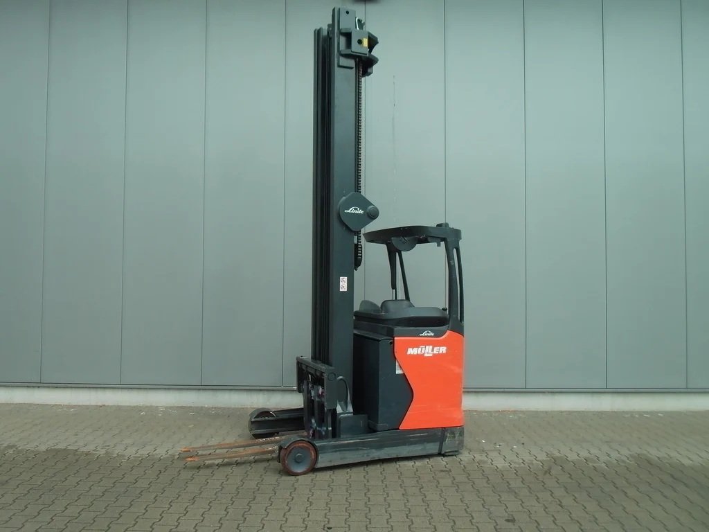 LINDE R 16 HD electric reach truck for sale