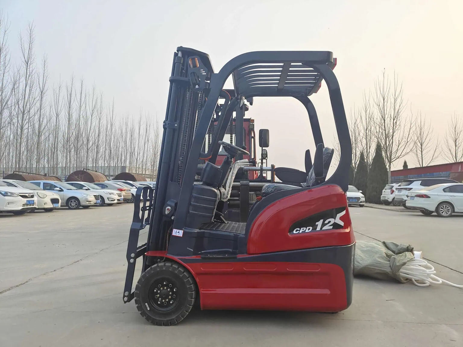 1.2Ton 3 Wheel Forklift For Sale